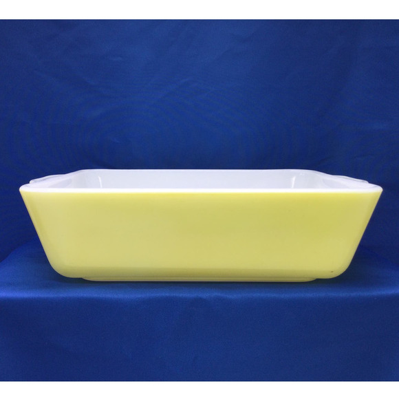 Vintage Pyrex 0503 Primary Yellow 1 1/2 Quart Dish no lid - Picture 1 of 8